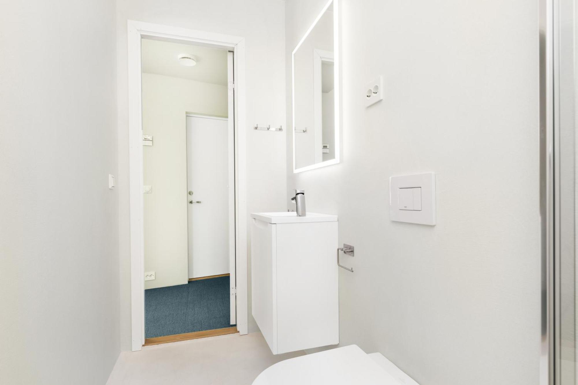Central Guest House - Bedroom With Private Bathroom Stavanger Phòng bức ảnh