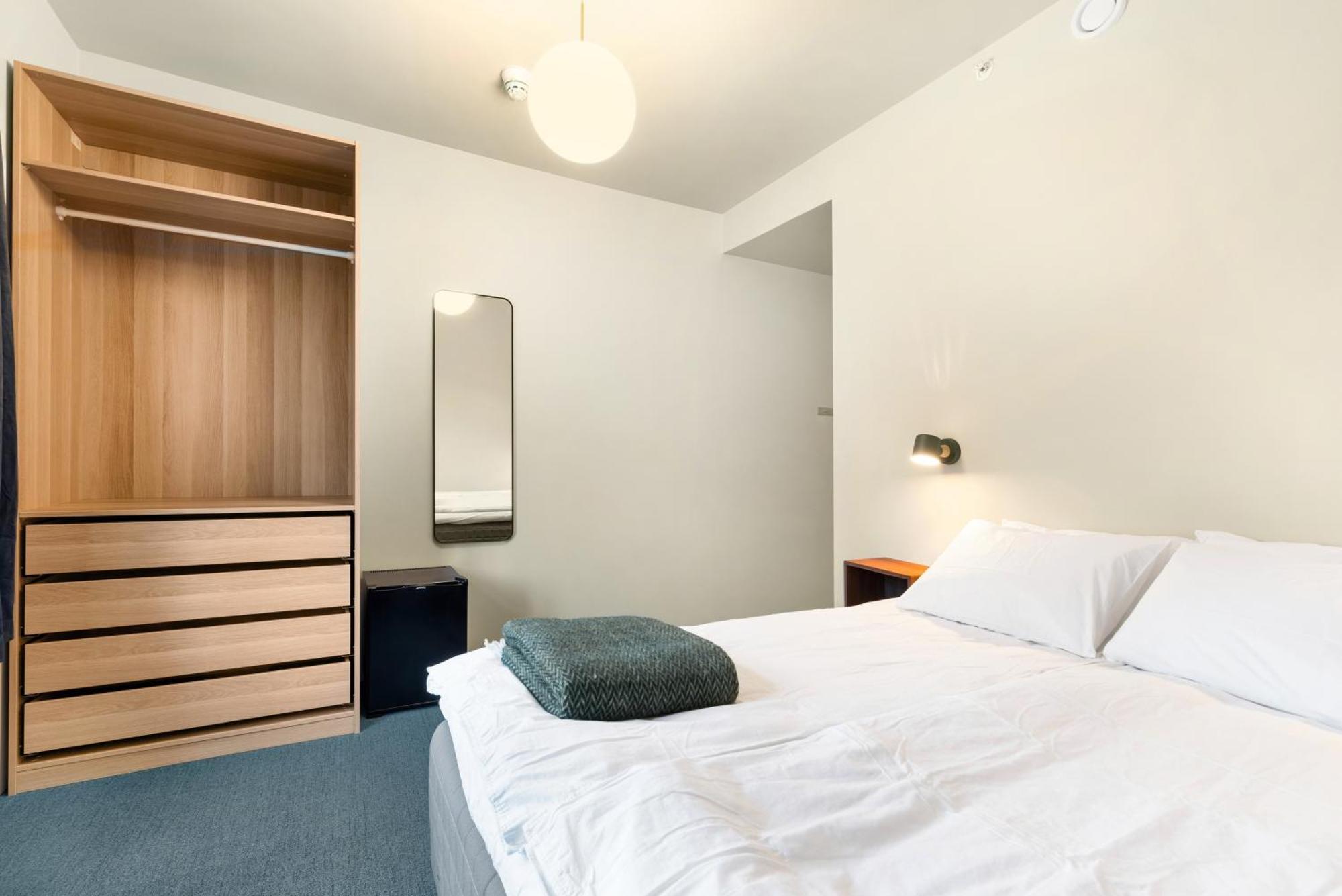 Central Guest House - Bedroom With Private Bathroom Stavanger Phòng bức ảnh