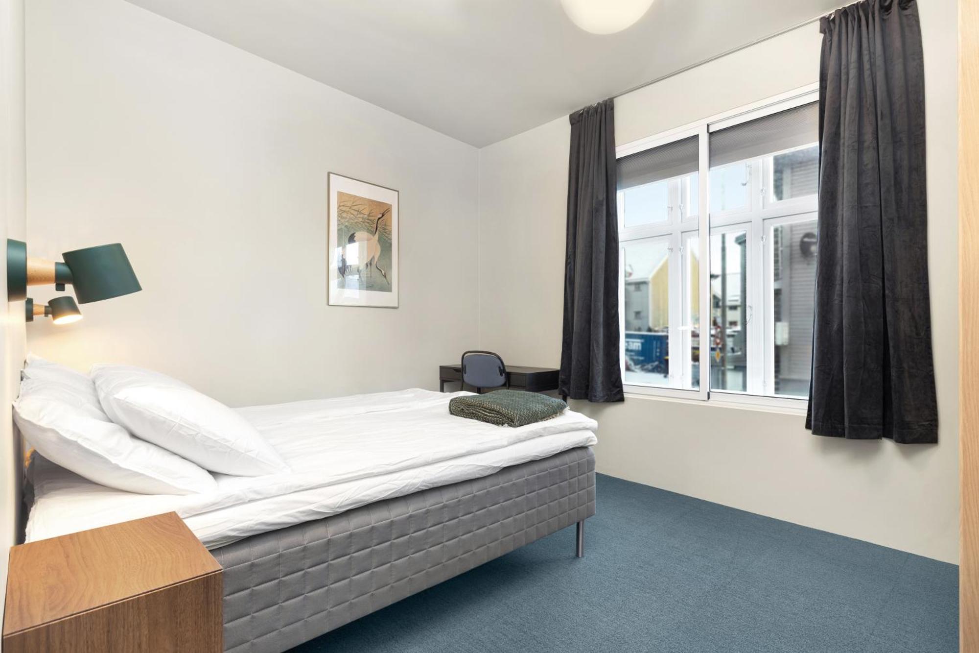 Central Guest House - Bedroom With Private Bathroom Stavanger Phòng bức ảnh